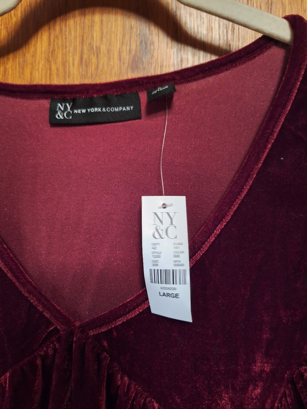 NY & Co Burgundy Velvet Bohemian Sleeveless Top Ladies Large NWT Festive Holiday - Picture 4 of 4